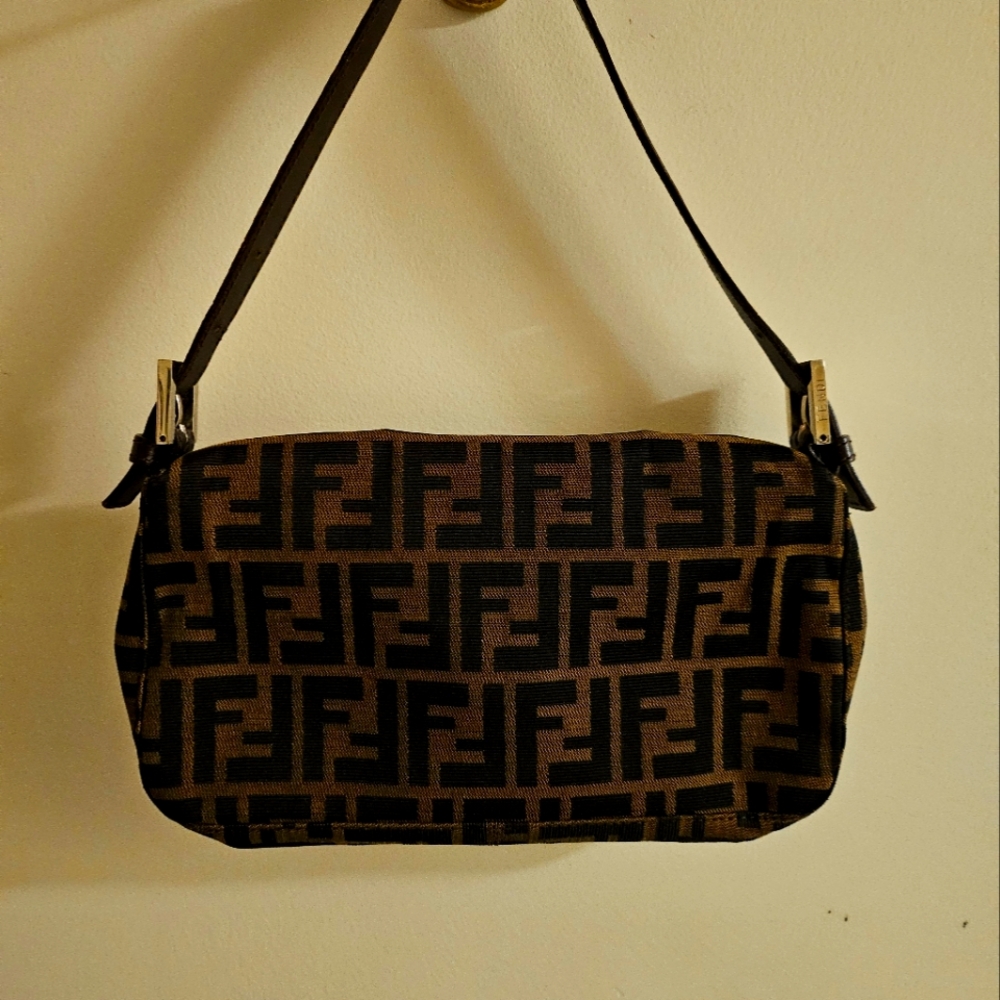 Fendi purse